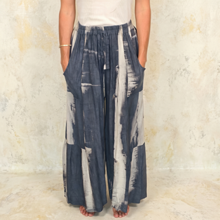 Hand-Dyed Wide-Leg Pocket Pants | 01