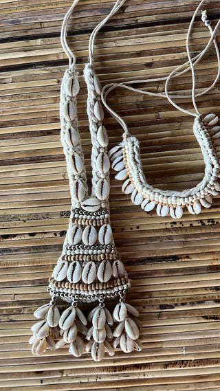 Ocean Offering Shell Set (Necklace + Bracelet)