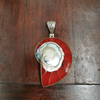 Handmade Shell & Silver Pendent (Red)