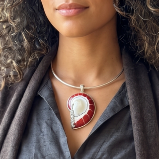 Handcrafted Shell Collar Necklace | Red