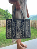 Hitam Travel Tote