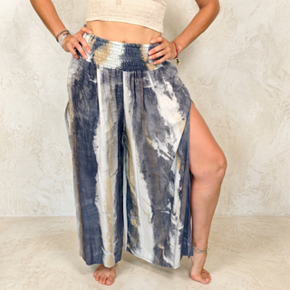 Hand-Dyed High-Slit Palazzo Pants | 01